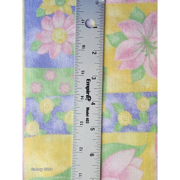 Floral Garden Patchwork Fabric Spring Tulips Daisies & Butterflies Bright Pastel - Picture 8 of 8